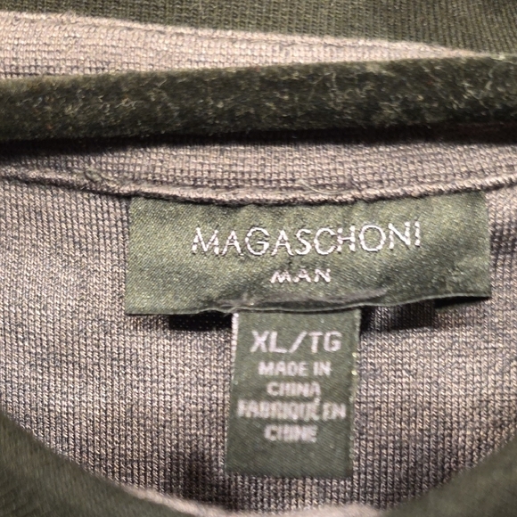 Magaschoni Lavender Polo with Charcoal Collar - Picture 2 of 9